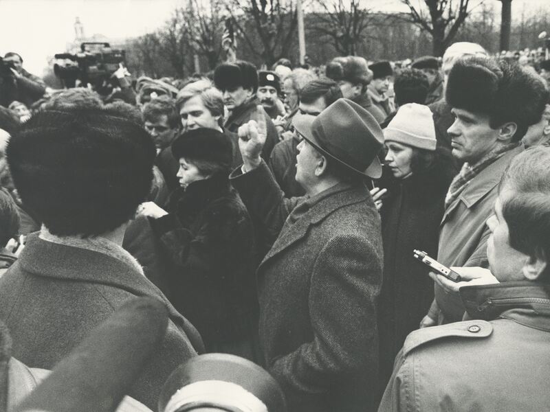 M. Gorbačiovas Vilniuje — Marijonas Baranauskas, LIMIS. CC BY-NC-ND. https://www.limis.lt/valuables/e/365036708/419389226?searchId=77636352
